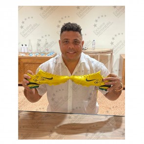 Ronaldo de Lima Signed Nike Mercurial Vapor III Samba Brazil R9 Edition Football Boots